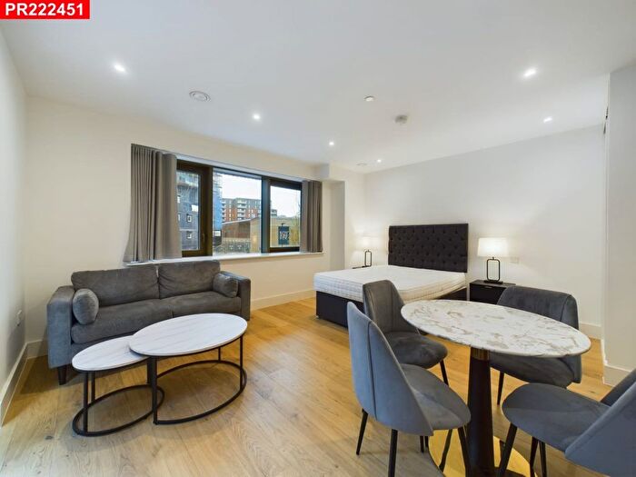 1 Bedroom Studio To Rent In Capital Interchange Way, Brentford, – Studio Flat, TW8