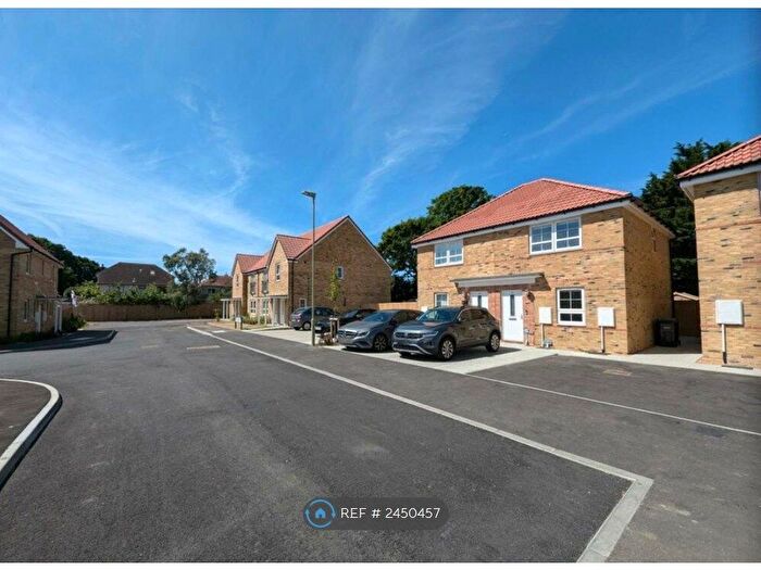 2 Bedroom Semi-Detached House To Rent In Hayling Island, Hayling Island, PO11