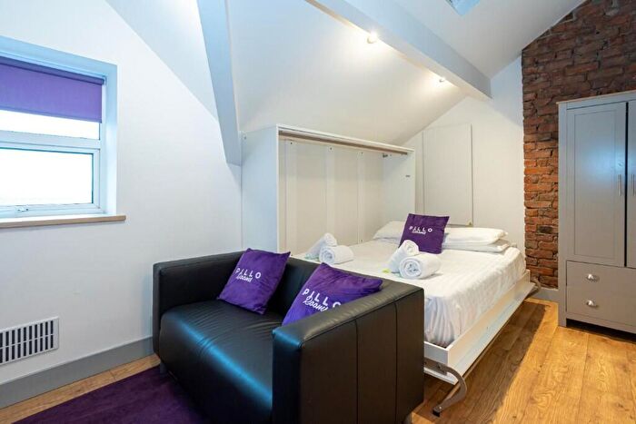 1 Bedroom Serviced Apartments To Rent In Eccles New Road, Manchester, Greater Manchester, M5