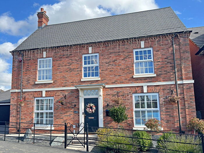 4 Bedroom Detached House For Sale In Lowe Street, Hugglescote, Leicestershire, LE67