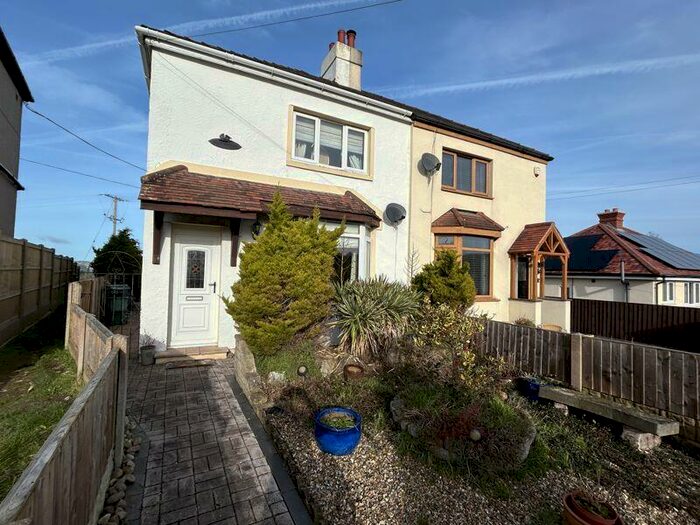 2 Bedroom Semi-Detached House For Sale In Bryn Pydew Road, Bryn Pydew, LL31