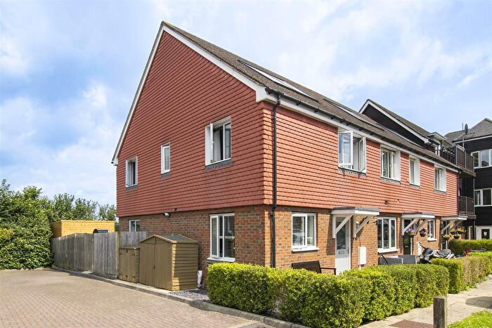 4 Bedroom End Of Terrace House To Rent In Sand Ridge, Ridgewood, Uckfield, TN22