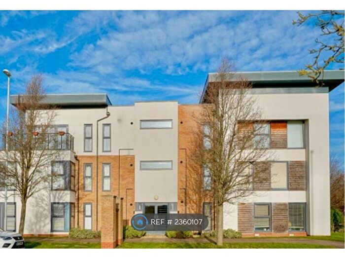 2 Bedroom Flat To Rent In Summers Hill Drive, Papworth Everard, Cambridge, CB23