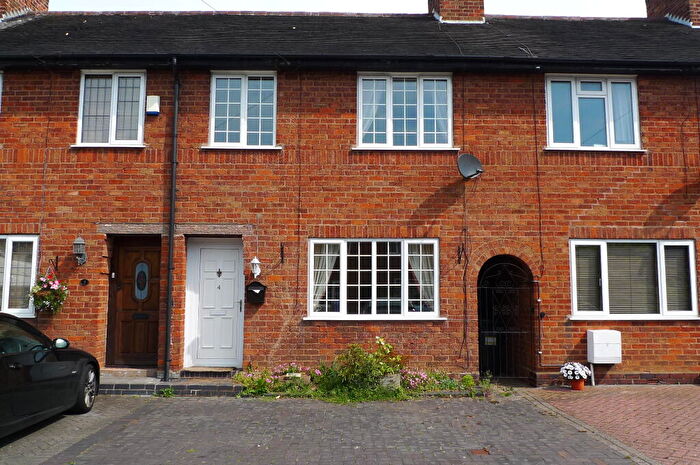 3 Bedroom Terraced House To Rent In Copt Heath Croft, Knowle, Solihull, West Midlands, B93