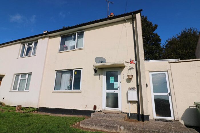 2 Bedroom Semi Detached House To Rent In Royal Avenue, Calcot, Reading, RG31