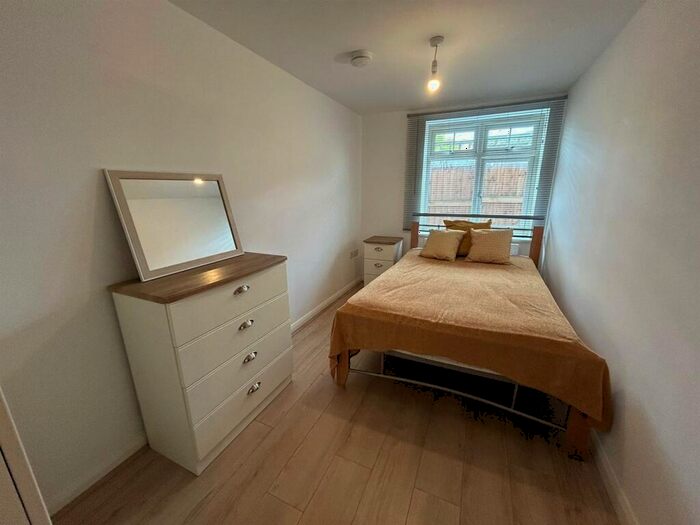 3 Bedroom Flat To Rent In Silver Street, Peterborough, PE2