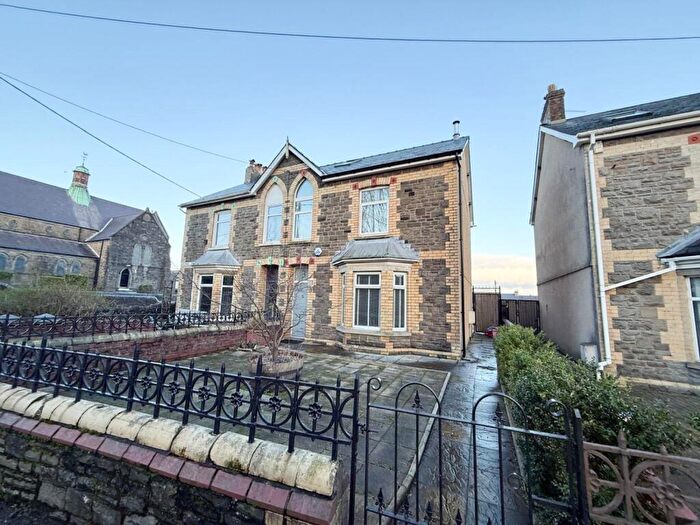 3 Bedroom Semi Detached House For Sale In Greenhill Road, Griffithstown, Pontypool, Torfaen, NP4