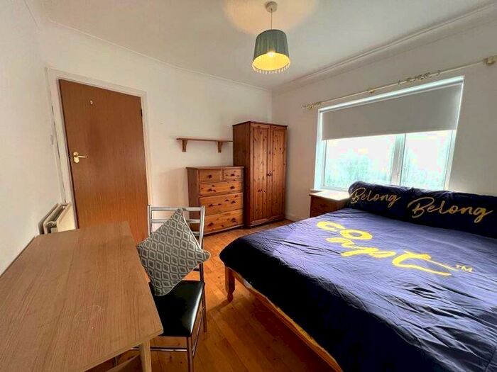 4 Bedroom Terraced House To Rent In Medmerry Hill, Brighton, BN2