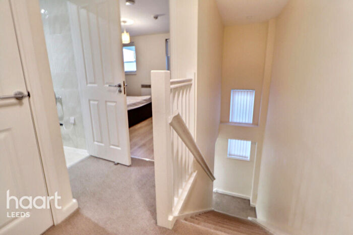 2 Bedroom Apartment For Sale In Concord Street, Leeds, LS2