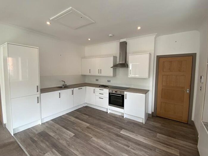 2 Bedroom Flat To Rent In Ashdown House, Walderslade Road, Chatham, Kent, ME5