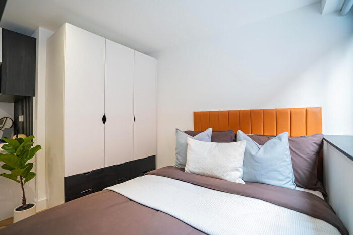Studio To Rent In Apt, Nova Residence #, LE1
