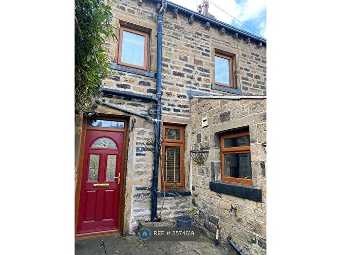 2 Bedroom Terraced House To Rent In John Street, Cullingworth, BD13