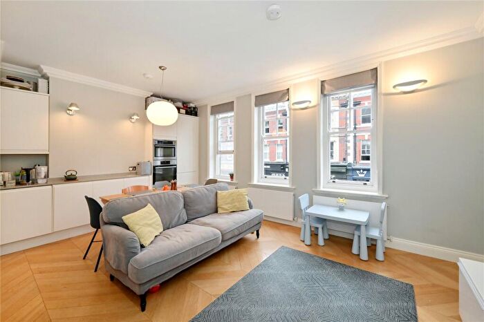 2 Bedroom Apartment To Rent In St. Johns Wood High Street, London, NW8