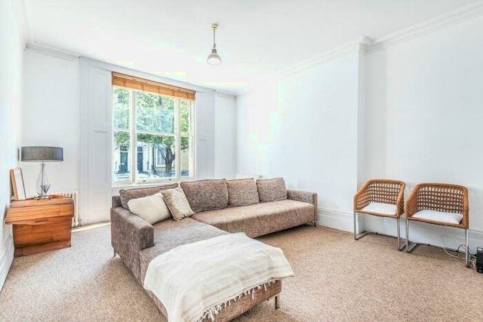 2 Bedroom Flat To Rent In Eardley Crescent, London, SW5