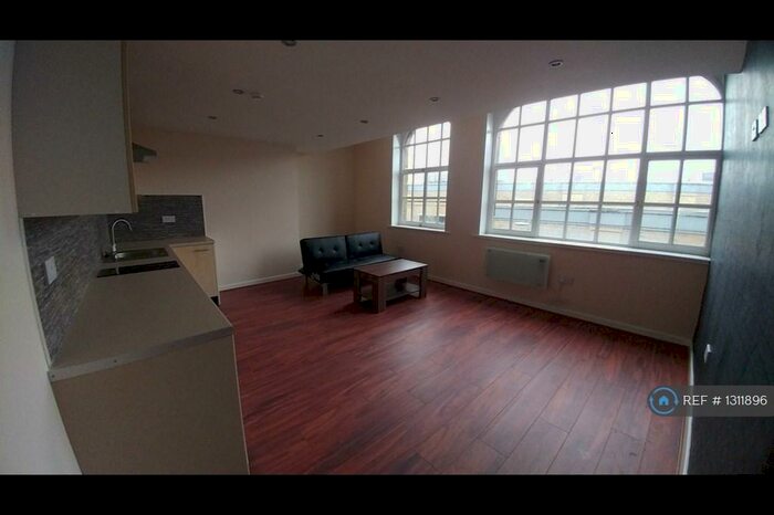 1 Bedroom Flat To Rent In Grattan Road, Bradford, BD1