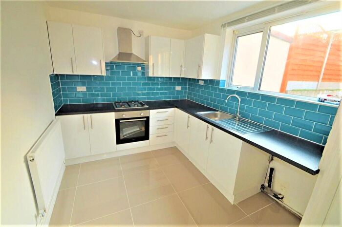 4 Bedroom Property To Rent In Salisbury Avenue, London, IG11