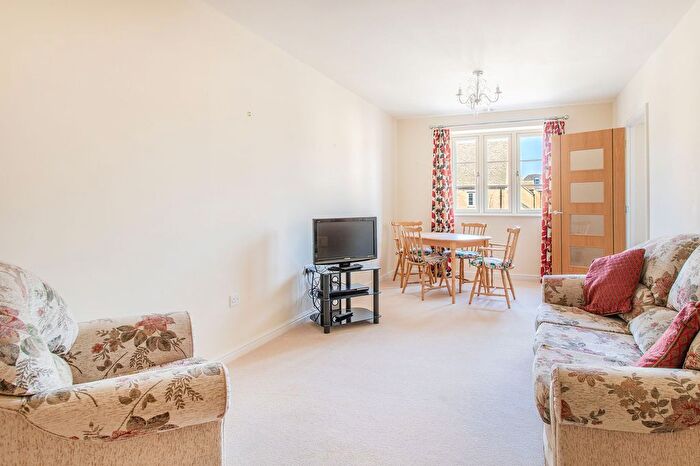 1 Bedroom Flat For Sale In Mercer Way, Tetbury, GL8