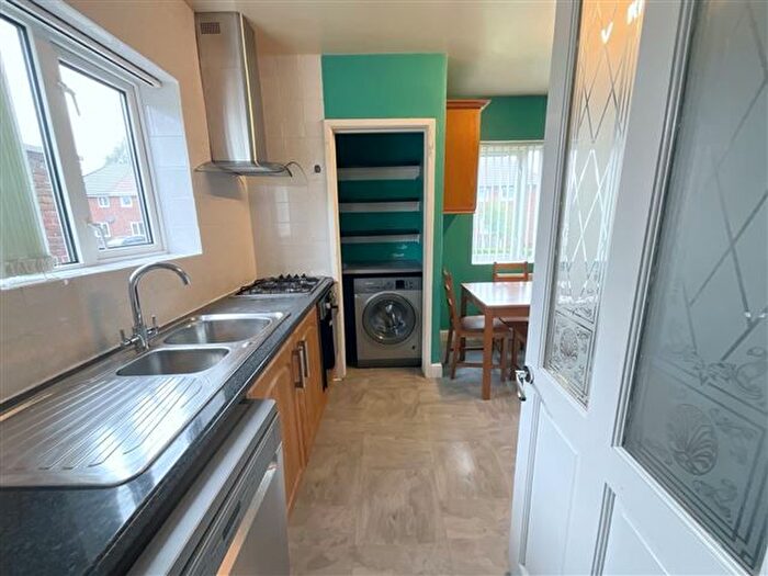 3 Bedroom Semi-detached House For Sale In Jaunty View, Sheffield, S12