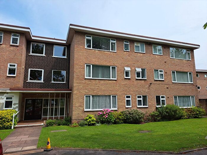 1 Bedroom Flat To Rent In Vesey Close, Four Oaks, Sutton Coldfield, B74
