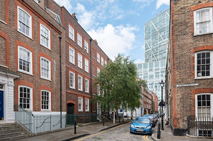 2 Bedroom Flat To Rent In Folgate Street, , Spitalfields, London, E1
