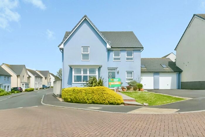 4 Bedroom Detached House For Sale In Crompton Way, Ogmore-By-Sea, CF32