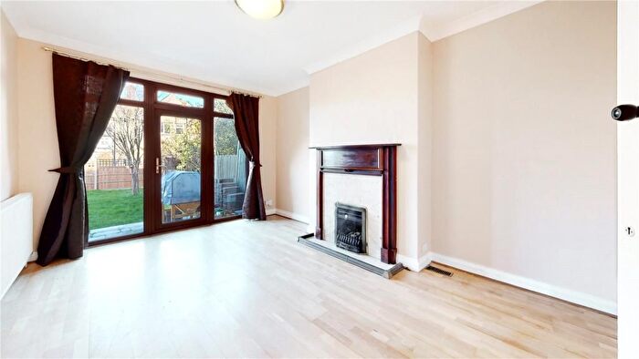 3 Bedroom Semi-Detached House For Sale In Bonnersfield Close, Harrow, HA1