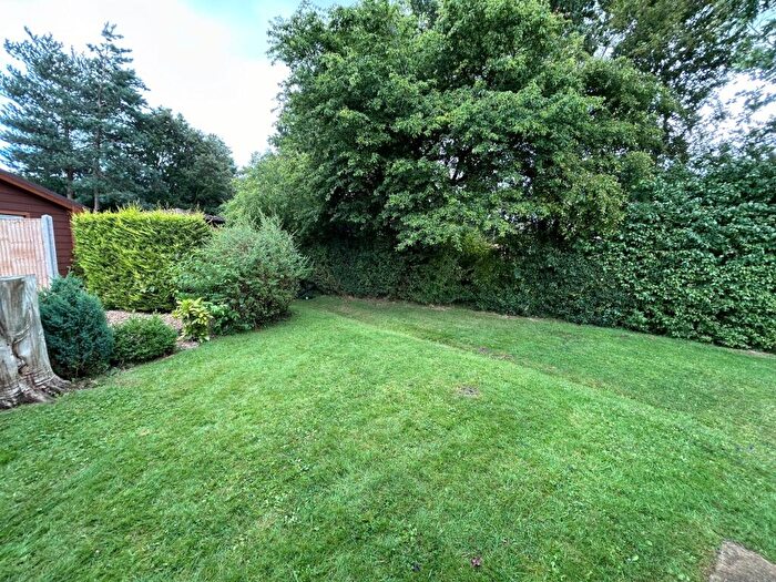 3 Bedroom Lodge To Rent In Cliffe Lane, Marston, NG32