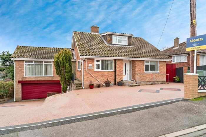 5 Bedroom Bungalow For Sale In Hill Close, Cromer, Norfolk, NR27