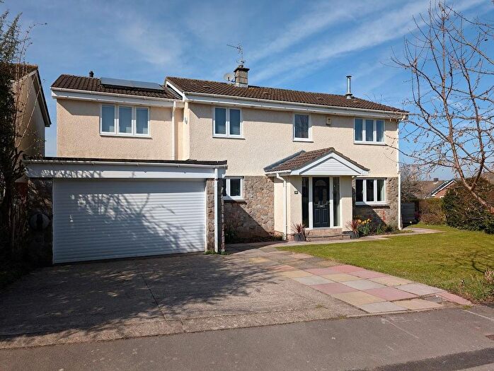 5 Bedroom Detached House For Sale In Chestermaster Close, Almondsbury, Bristol, BS32