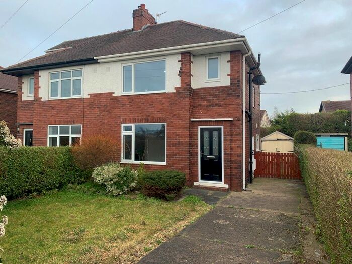 3 Bedroom Semi-Detached House To Rent In Denby Dale Road East, Durkar, Wakefield, WF4