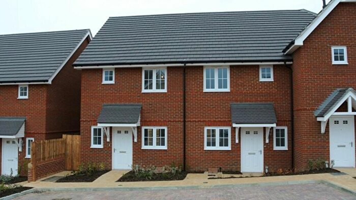 2 Bedroom House To Rent In Keymer Avenue, Peacehaven, BN10