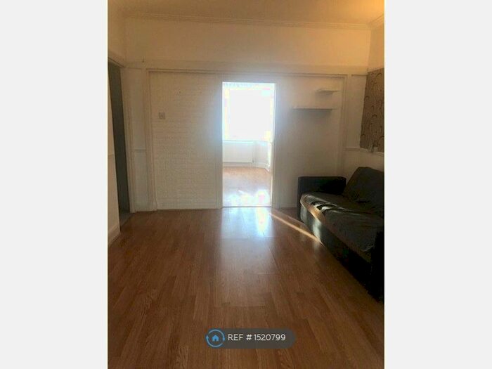 1 Bedroom Flat To Rent In Grantock Road Df, Walthamstow, E17