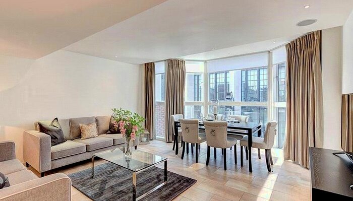 2 Bedroom Flat To Rent In Imperial House, - Young Street, W8