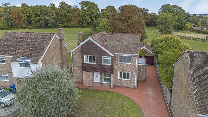4 Bedroom House For Sale In Grange Park, Steeple Aston, Bicester, OX25