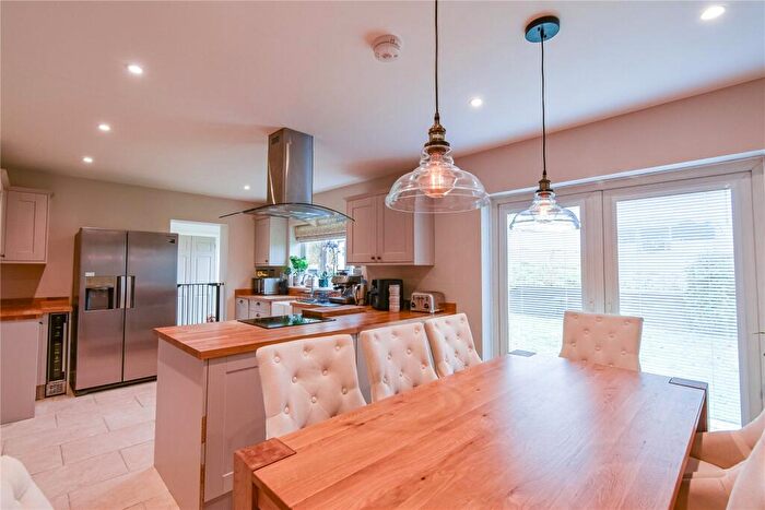 4 Bedroom Detached House For Sale In Stoney Lane, Ashmore Green, Thatcham, Berkshire, RG18