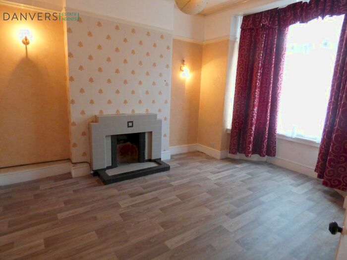 3 Bedroom End Of Terrace House To Rent In Equity Road, Leicester, LE3