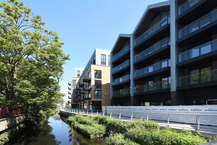 1 Bedroom Flat To Rent In Bellwether Lane, London, SW18