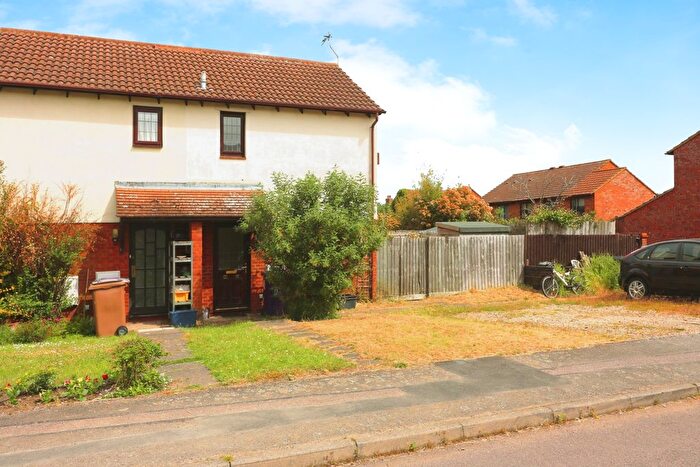 2 Bedroom Semi-Detached House To Rent In Larkins Close, Baldock, SG7