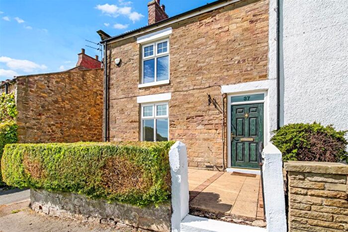 3 Bedroom Semi Detached House For Sale In West Green, Heighington Village, Newton Aycliffe, DL5
