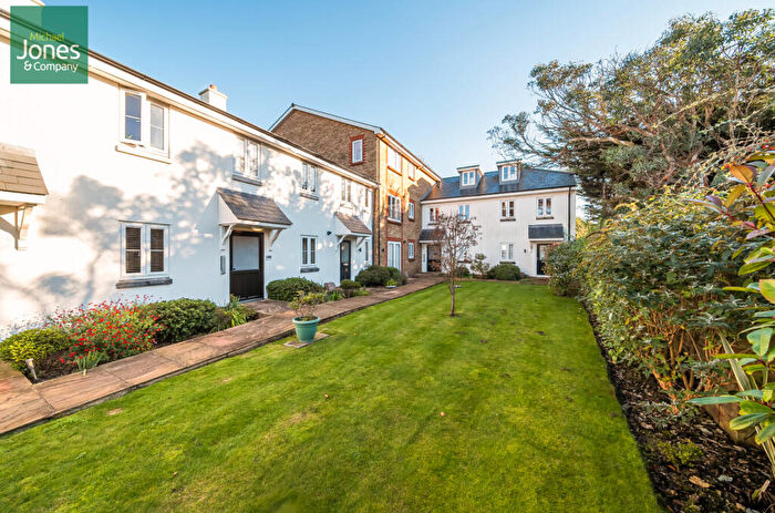 2 Bedroom Flat To Rent In East Sidings, Station Road, Worthing, BN11