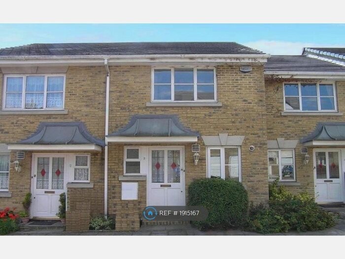 2 Bedroom Terraced House To Rent In Cypress Gardens, London, SE4