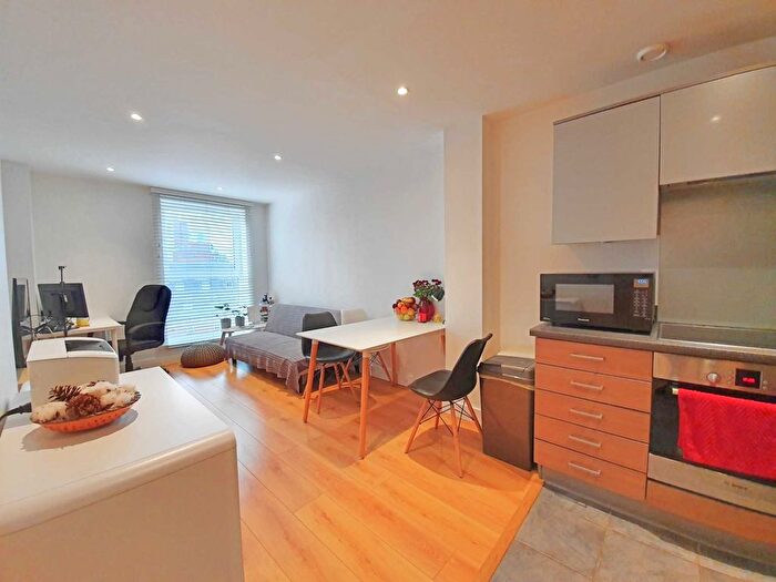 1 Bedroom Flat To Rent In Regatta Quay, Key Street, Ipswich, IP4