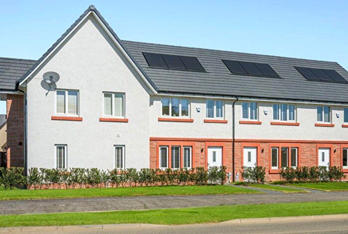 3 Bedroom Terraced House For Sale In McFarlane Crescent, Winchburgh, EH52