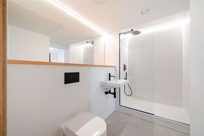 1 Bedroom Flat To Rent In Happy Walk, Leeds, LS9