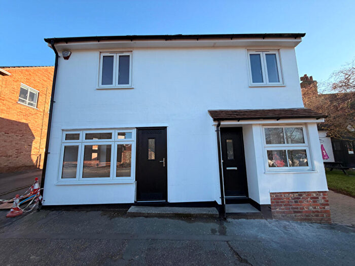 2 Bedroom Flat To Rent In Church Street, Braintree, CM7