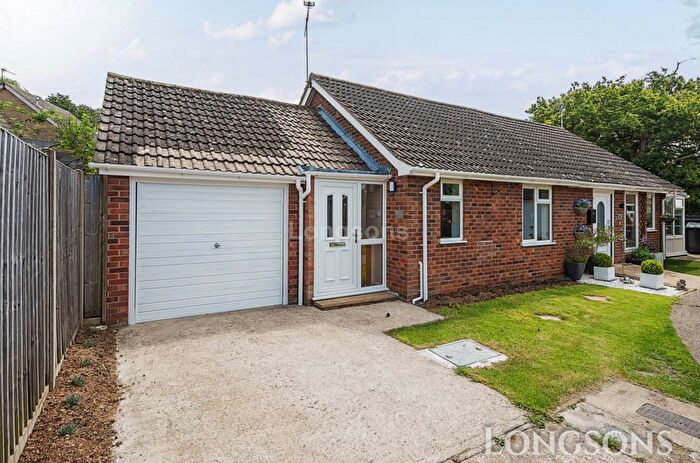 2 Bedroom Semi-Detached Bungalow For Sale In Parklands Avenue, Shipdham, IP25