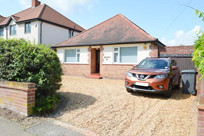 3 Bedroom Bungalow To Rent In Longstomps Avenue, Moulsham Lodge, Chelmsford, Essex, CM2