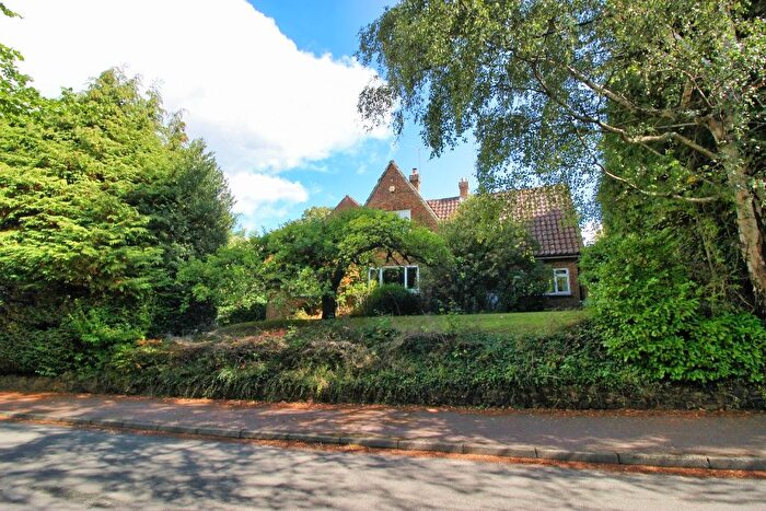 4 Bedroom Detached House For Sale In Long Mill Lane, St Mary's Platt, TN15
