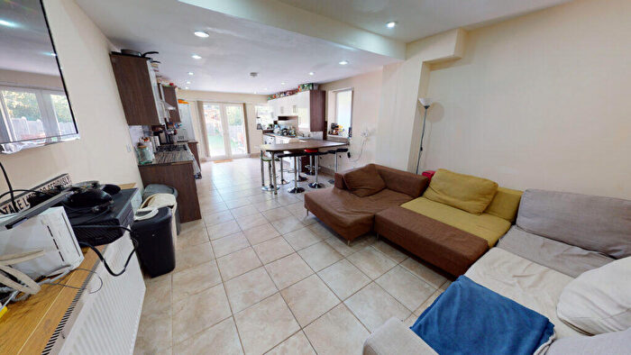 7 Bedroom House To Rent In Heeley Road, Selly Oak, B29