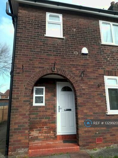3 Bedroom Semi-Detached House To Rent In Grasmere Road, Swinton, Manchester, M27